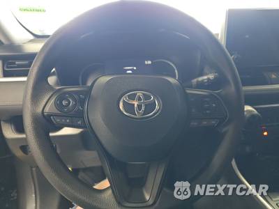 2024 Toyota RAV4 LE - zdjęcie 10 z 27 - miniatura