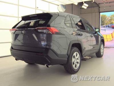 2024 Toyota RAV4 LE - zdjęcie 4 z 27 - miniatura