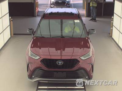 2021 Toyota Highlander XSE - zdjęcie 2 z 29 - miniatura