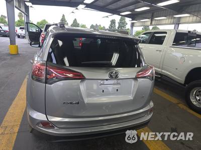 2018 Toyota RAV4 LE - zdjęcie 5 z 46 - miniatura
