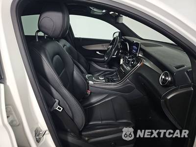 2019 Mercedes-Benz GLC 300 4MATIC - zdjęcie 8 z 32 - miniatura