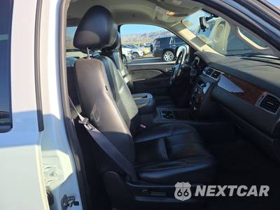 2011 Chevrolet Tahoe LT 1LT - zdjęcie 14 z 52 - miniatura