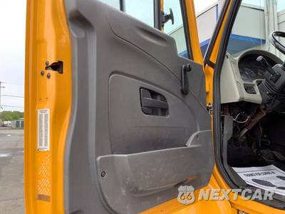 2009 International 7000 7400 Conventional Medium - zdjęcie 17 z 38 - miniatura