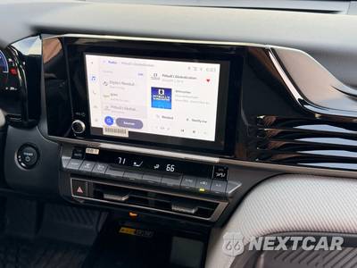 2026 Toyota Camry SE - zdjęcie 18 z 21 - miniatura
