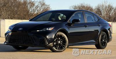 2026 Toyota Camry SE - zdjęcie 21 z 21 - miniatura