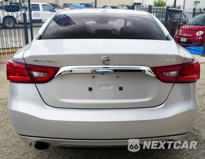 2017 Nissan Maxima SV - zdjęcie 6 z 39 - miniatura