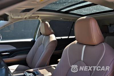 2024 Toyota Grand Highlander Platinum - zdjęcie 15 z 24 - miniatura
