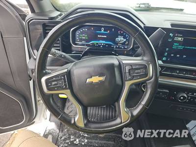 2024 Chevrolet Silverado 2500HD LT Crew Cab Long Bed 1LT - zdjęcie 10 z 23 - miniatura