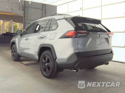 2020 Toyota RAV4 Hybrid XLE - zdjęcie 6 z 21 - miniatura