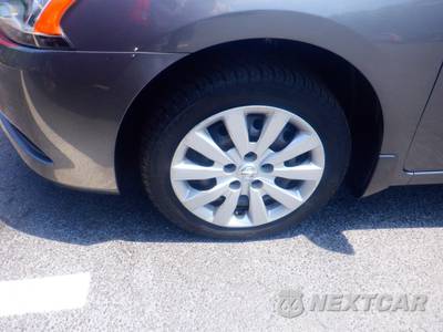 2015 Nissan Sentra S - zdjęcie 21 z 23 - miniatura