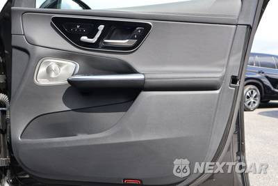 2025 Mercedes-Benz GLC 300 4MATIC - zdjęcie 27 z 43 - miniatura
