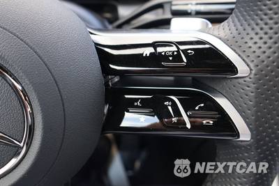 2025 Mercedes-Benz GLC 300 4MATIC - zdjęcie 34 z 43 - miniatura