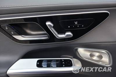2025 Mercedes-Benz GLC 300 4MATIC - zdjęcie 14 z 43 - miniatura
