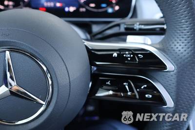 2025 Mercedes-Benz GLC 300 - zdjęcie 34 z 43 - miniatura