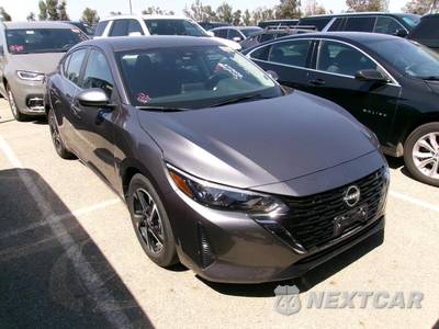 2025 Nissan Sentra SV - zdjęcie 9 z 18 - miniatura