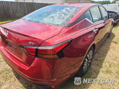 2024 Nissan Altima SV - zdjęcie 4 z 17 - miniatura