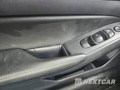 2024 Nissan Altima SV - zdjęcie 9 z 17 - miniatura