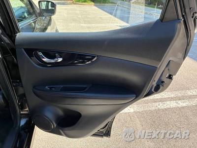2018 Nissan Rogue Sport SV - zdjęcie 17 z 27 - miniatura