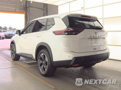 2025 Nissan Rogue SV - zdjęcie 6 z 18 - miniatura