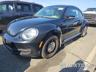 2014 Volkswagen Beetle 1.8T Hatchback w/Sunroof