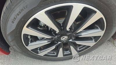 2018 Nissan Altima 2.5 SL - zdjęcie 40 z 47 - miniatura