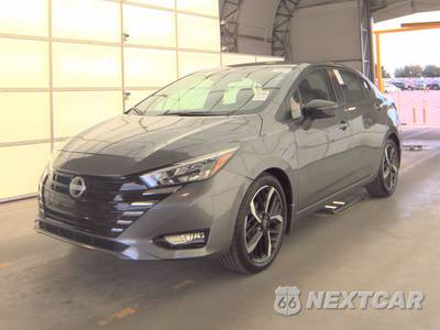 2025 Nissan Versa SR - zdjęcie 1 z 28 - miniatura