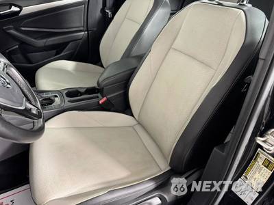 2020 Volkswagen Jetta R-Line - zdjęcie 32 z 45 - miniatura