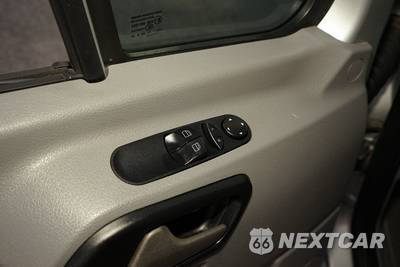 2015 Mercedes-Benz Sprinter 3500 Cab Chassis DRW - zdjęcie 21 z 47 - miniatura