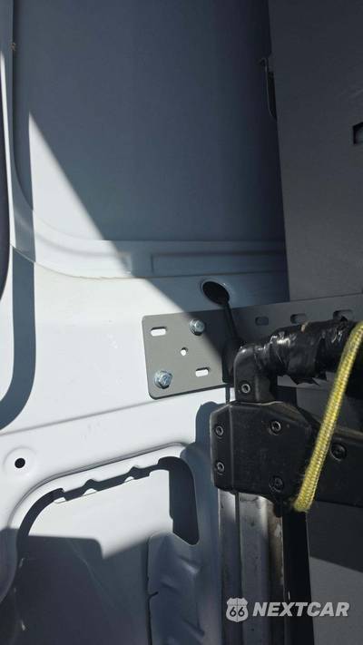 2022 Mercedes-Benz Sprinter 1500 Cargo Van Standard Roof 144.0" WB - zdjęcie 24 z 33 - miniatura