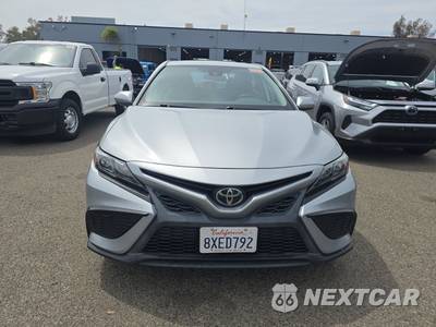 2021 Toyota Camry SE - zdjęcie 2 z 28 - miniatura