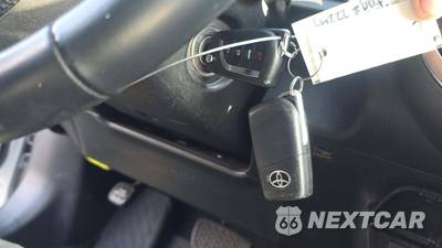 2021 Toyota Camry SE - zdjęcie 19 z 28 - miniatura