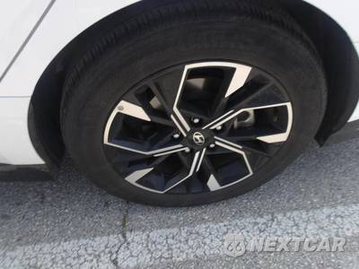 2025 Hyundai Sonata SEL - zdjęcie 14 z 28 - miniatura