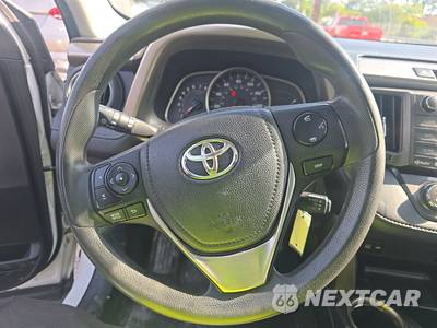 2014 Toyota RAV4 XLE - zdjęcie 10 z 28 - miniatura