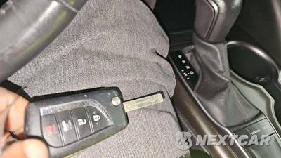 2023 Toyota Camry SE - zdjęcie 18 z 35 - miniatura