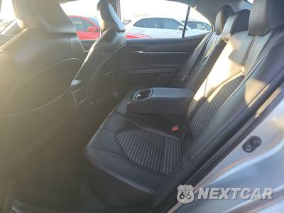 2023 Toyota Camry SE - zdjęcie 13 z 35 - miniatura