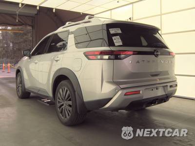2023 Nissan Pathfinder SL - zdjęcie 6 z 20 - miniatura