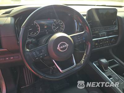 2023 Nissan Pathfinder SL - zdjęcie 10 z 20 - miniatura