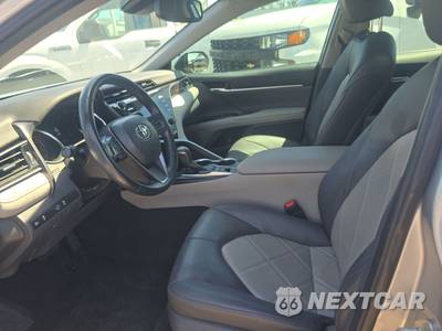 2019 Toyota Camry XLE - zdjęcie 7 z 27 - miniatura