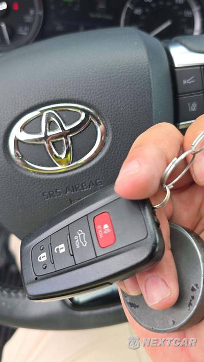 2020 Toyota Highlander XLE - zdjęcie 21 z 37 - miniatura