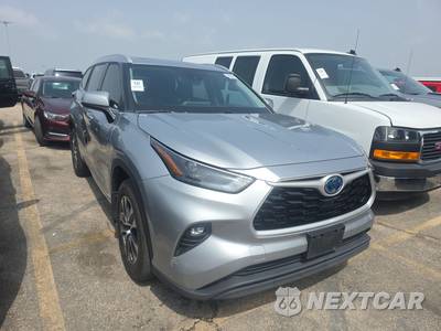 2022 Toyota Highlander Hybrid XLE - zdjęcie 3 z 31 - miniatura