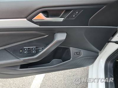 2025 Volkswagen Jetta Sport - zdjęcie 9 z 21 - miniatura