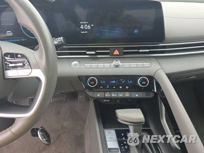 2025 Hyundai Elantra SEL Convenience - zdjęcie 11 z 20 - miniatura