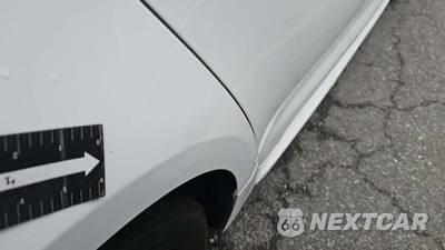 2025 Toyota Corolla LE Sedan - zdjęcie 32 z 39 - miniatura