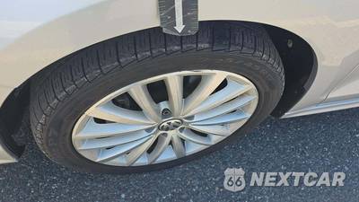 2016 Volkswagen Jetta SEL - zdjęcie 31 z 33 - miniatura