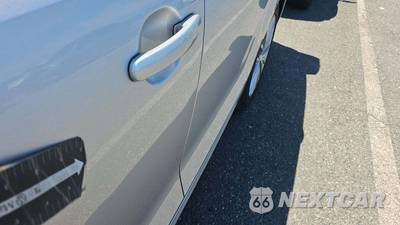 2016 Volkswagen Jetta SEL - zdjęcie 30 z 33 - miniatura
