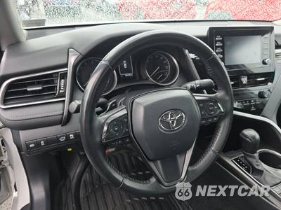 2022 Toyota Camry SE - zdjęcie 10 z 21 - miniatura