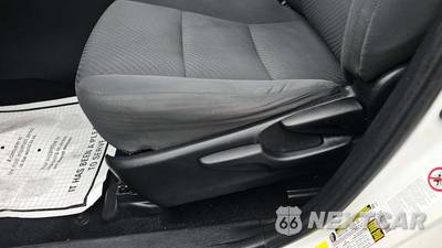 2019 Toyota Highlander LE - zdjęcie 24 z 32 - miniatura