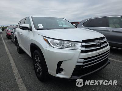 2019 Toyota Highlander LE - zdjęcie 3 z 32 - miniatura