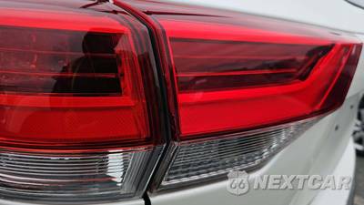 2019 Toyota Highlander LE - zdjęcie 26 z 32 - miniatura