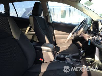 2017 Toyota RAV4 LE - zdjęcie 8 z 28 - miniatura